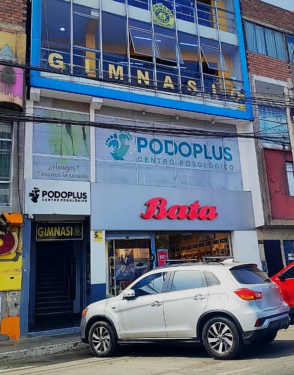 Fachada de la Sede San Martín de Porres, Av. Perú 3630, 6.º piso
