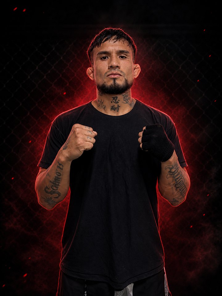 Carlos Huachin «Bad Dog», entrenador de Vinces Fight